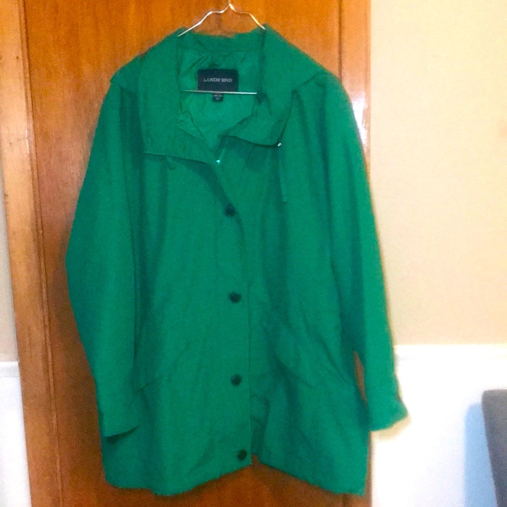 Plus Size Lands End women’s raincoat
